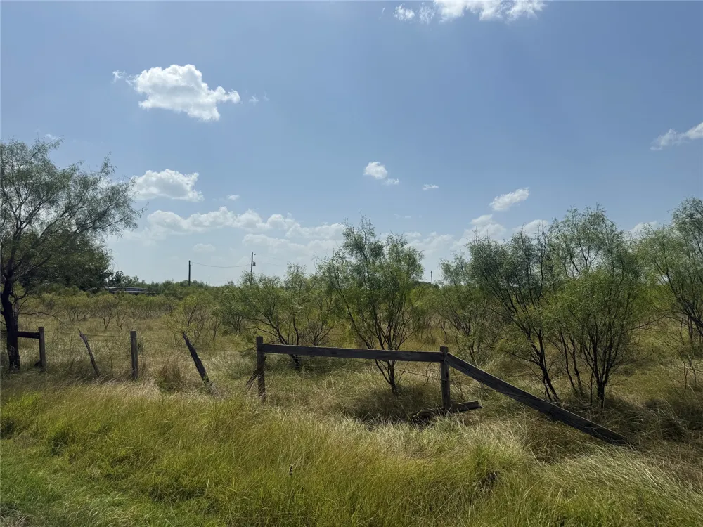 140 Arapaho Road Brownwood, TX 76801