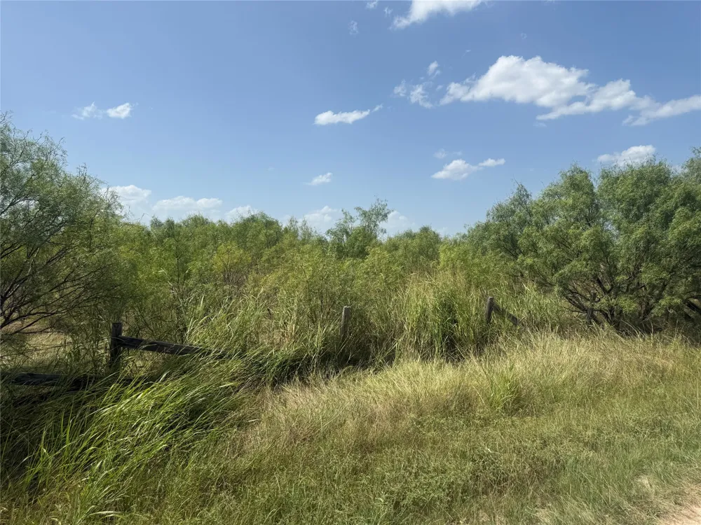 140 Arapaho Road Brownwood, TX 76801