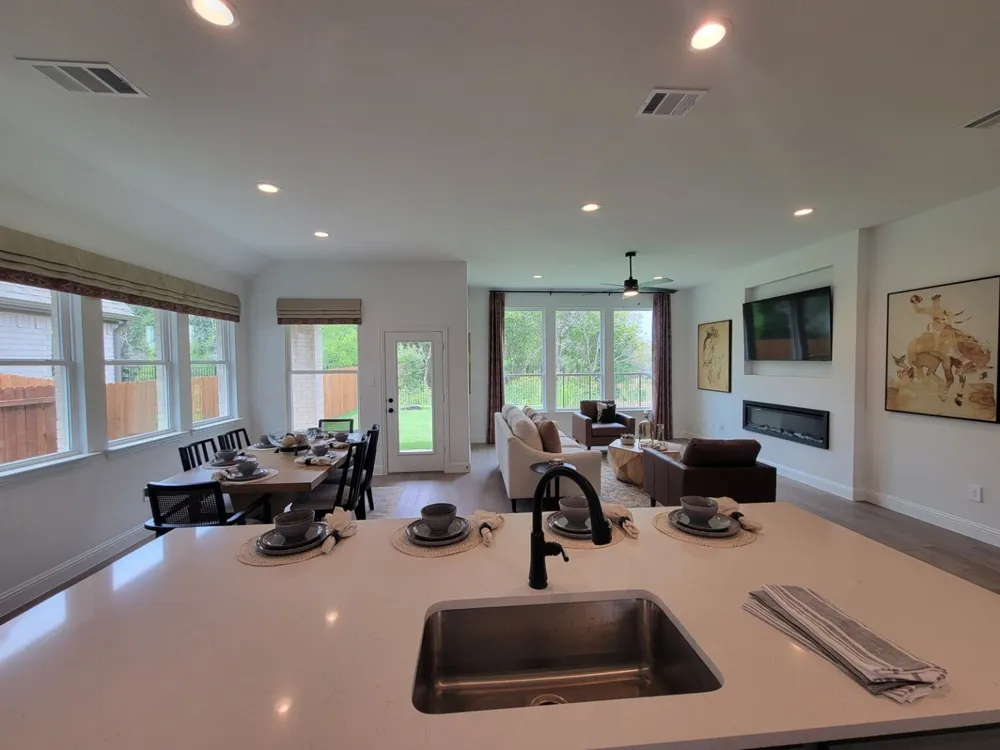 4428 Aralia Street Fort Worth, TX 76036