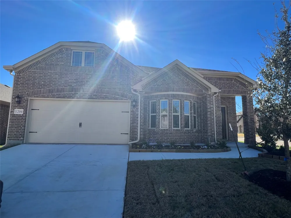 1204 Sumner Street Aubrey, TX 76227