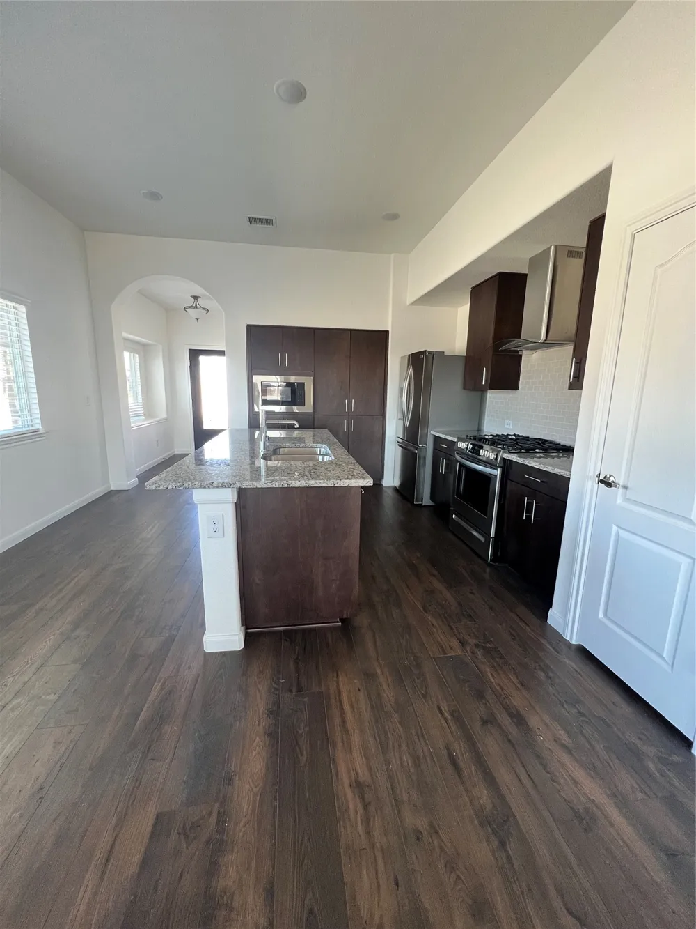 1204 Sumner Street Aubrey, TX 76227