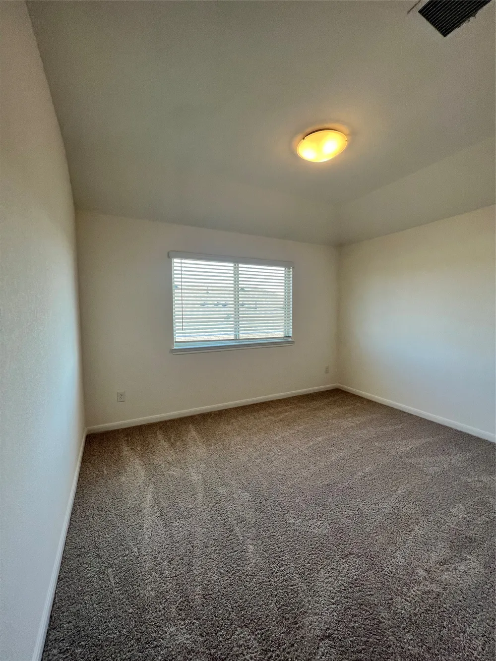 1204 Sumner Street Aubrey, TX 76227