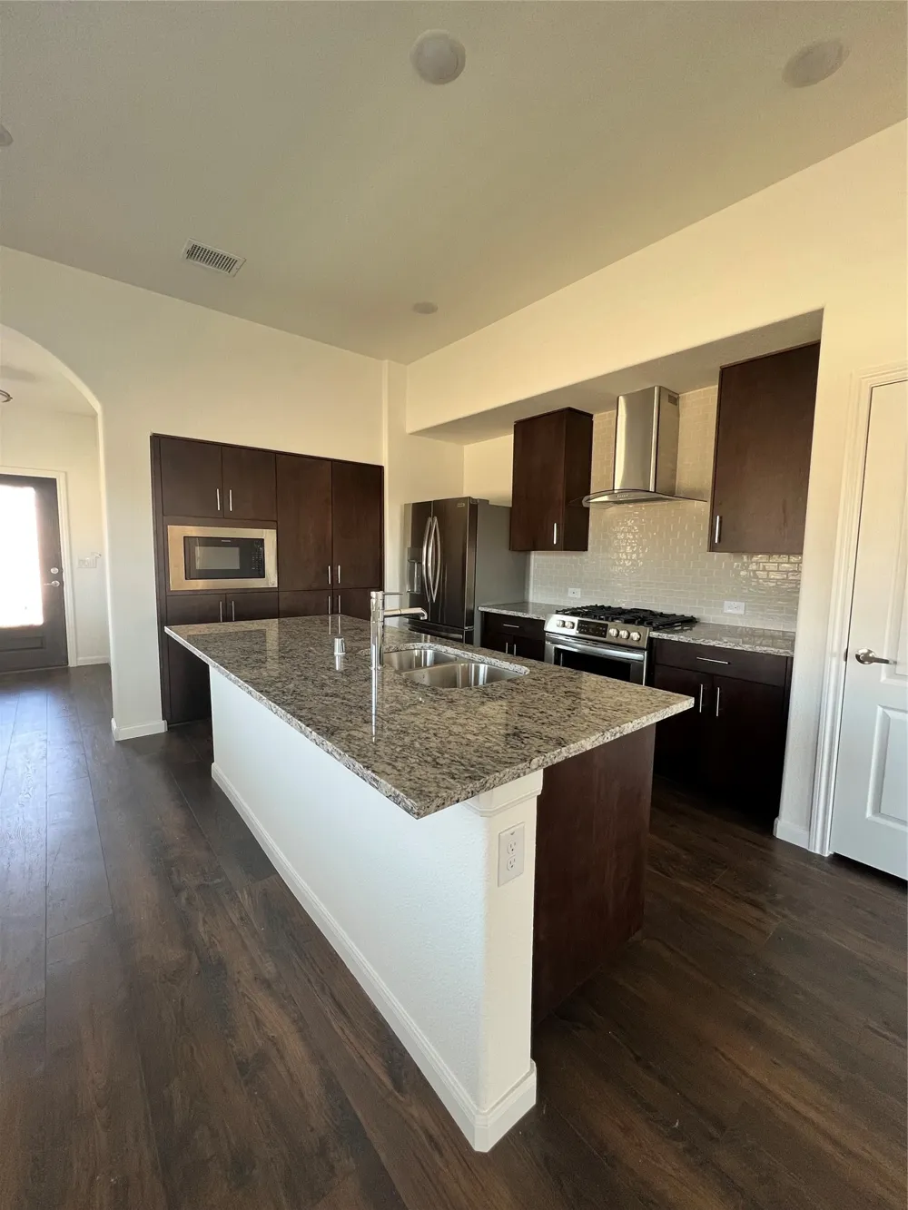 1204 Sumner Street Aubrey, TX 76227