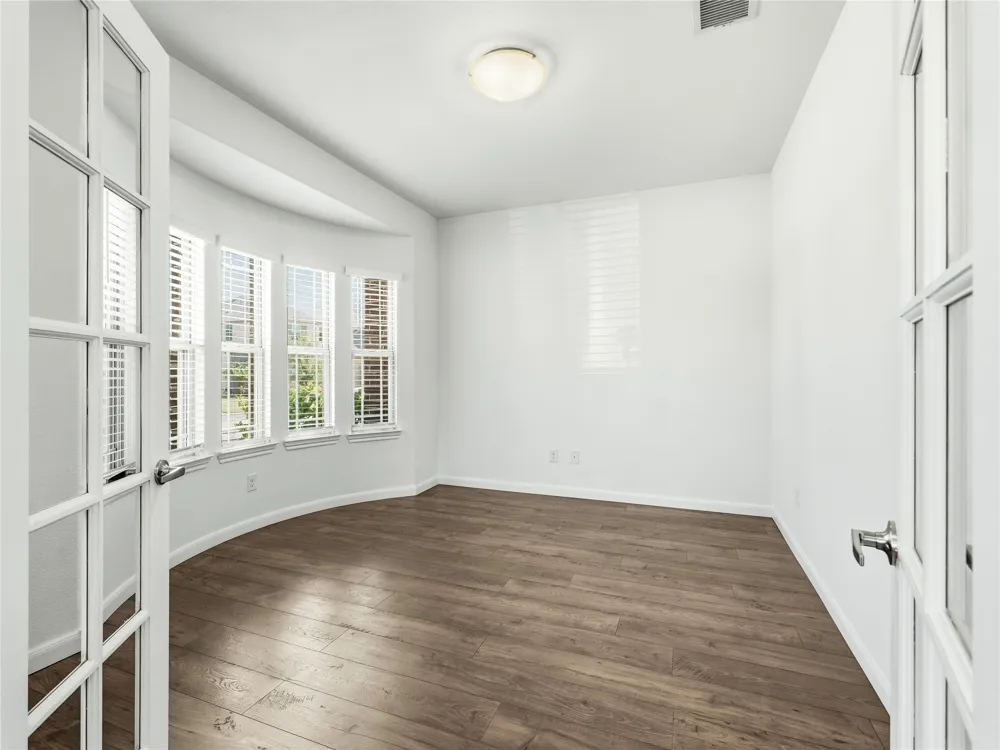 1204 Sumner Street Aubrey, TX 76227