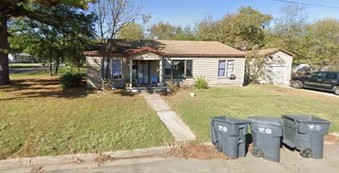3825 Elliott Drive