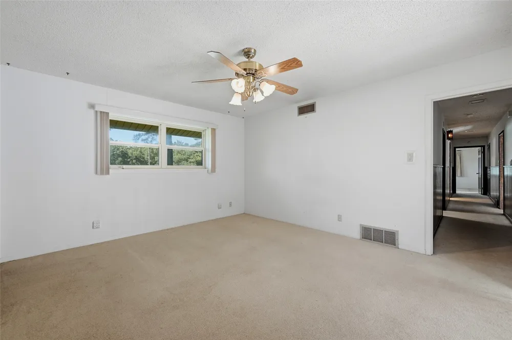 11138 Fm 901 Sadler, TX 76264