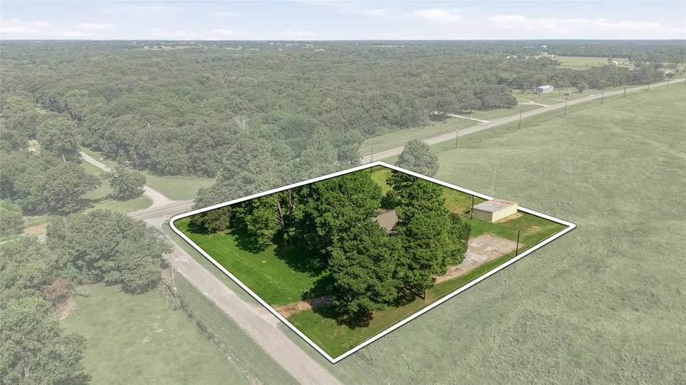 11138 Fm 901 Sadler, TX 76264