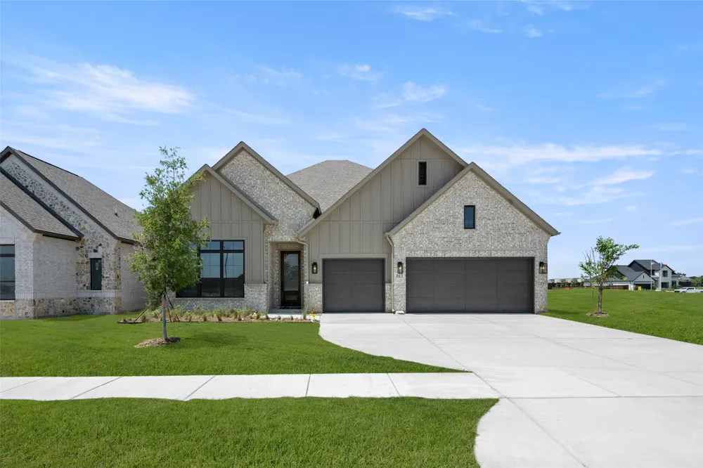 317 Fire Blade Drive Aledo, TX 76008