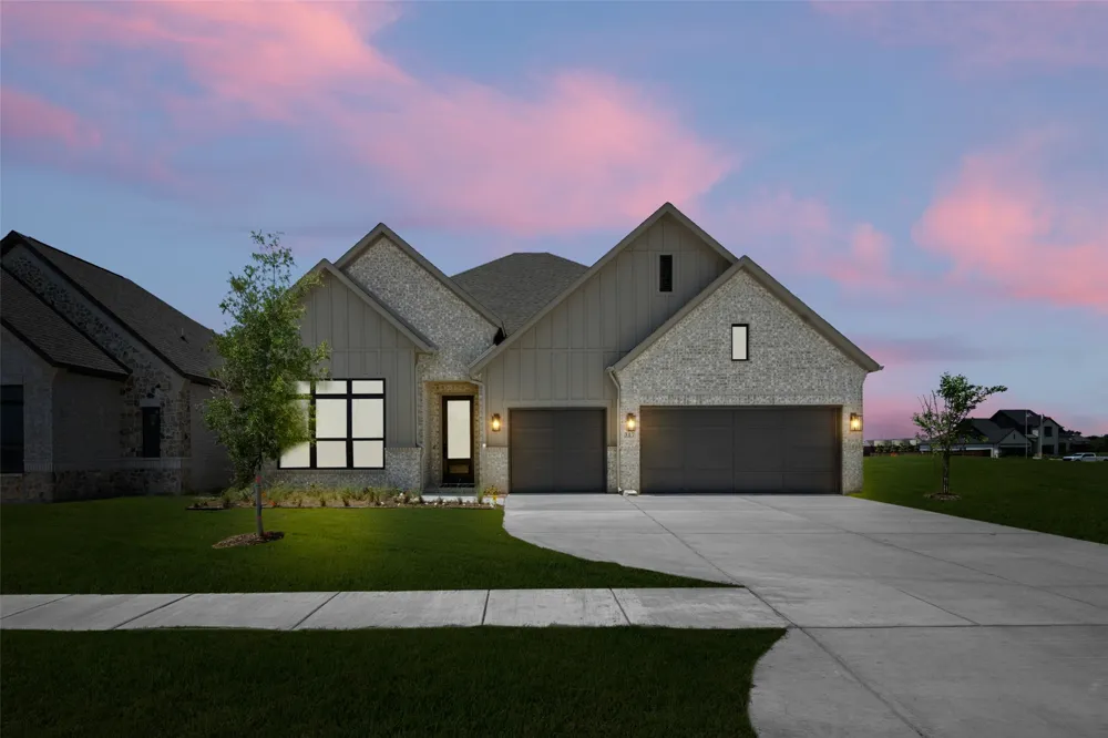 317 Fire Blade Drive Aledo, TX 76008