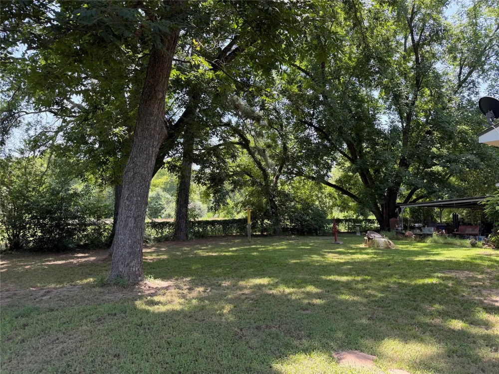 431 County Road  2715 Mt Pleasant, TX 75455