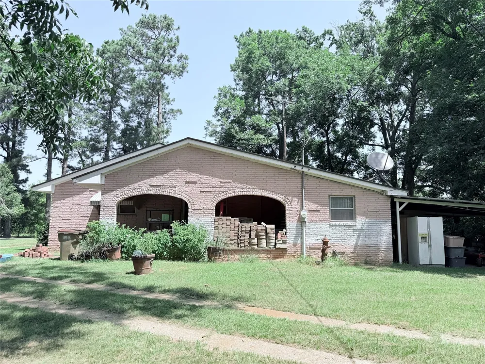 431 County Road  2715 Mt Pleasant, TX 75455
