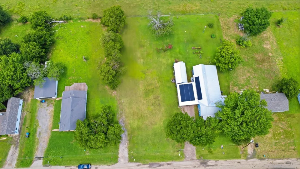 2501 Mcfarland Caddo Mills, TX 75135