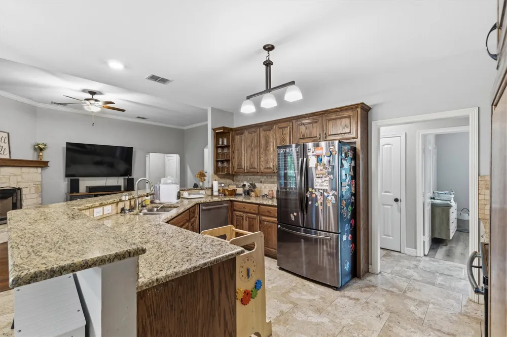 429 Collin Street Nevada, TX 75173