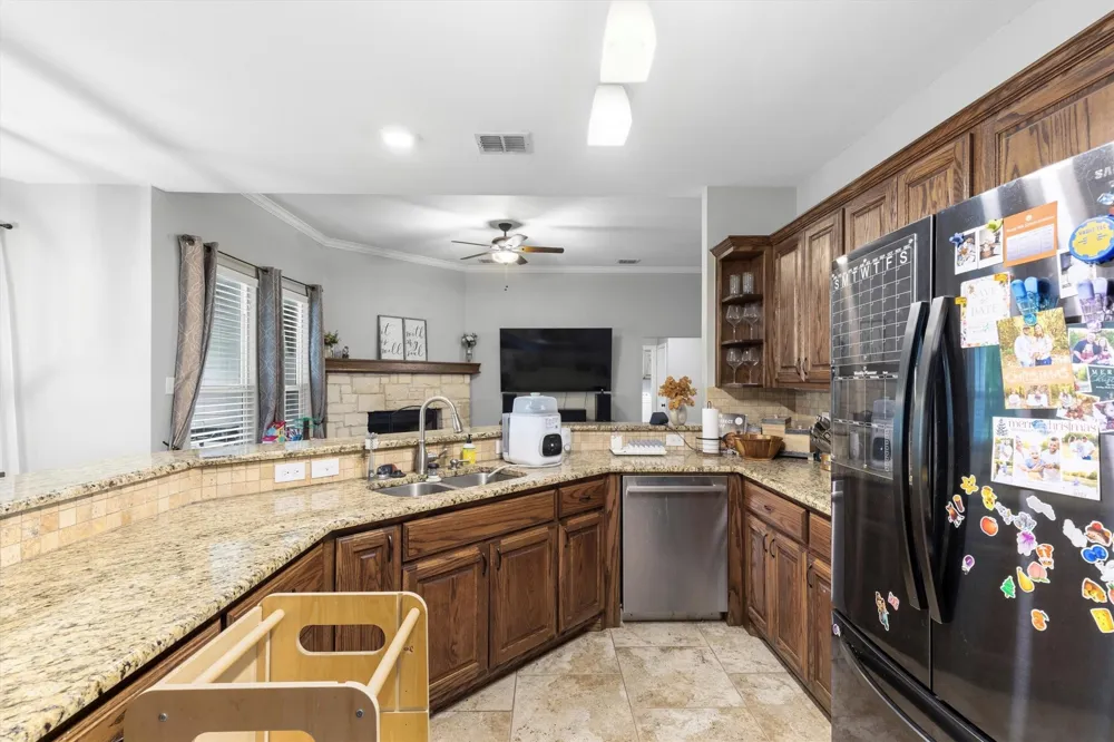 429 Collin Street Nevada, TX 75173