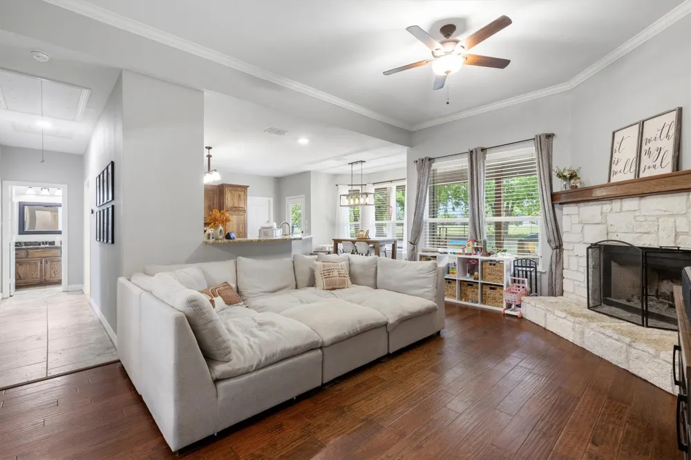 429 Collin Street Nevada, TX 75173