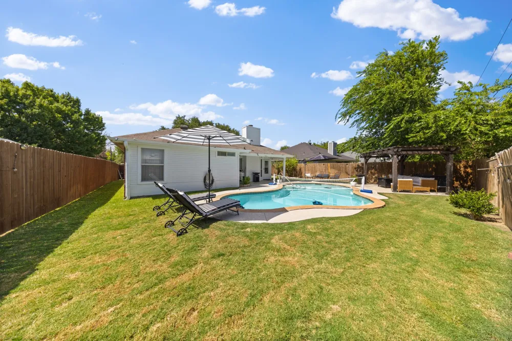 504 Fort Worth Street Mansfield, TX 76063