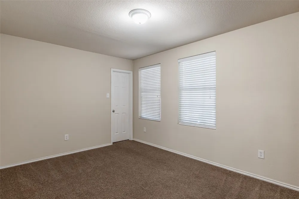 472 Grant Lane Lavon, TX 75166