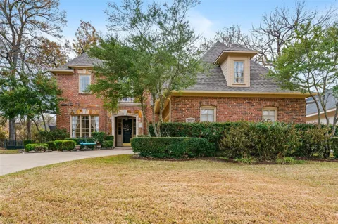 5932 Riverbend Place