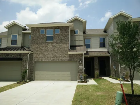 8313 Oxalis Lane