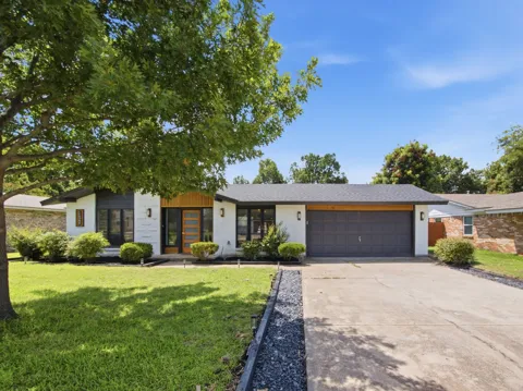 11348 Carissa Drive
