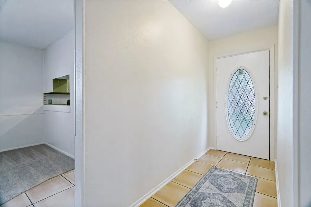 412 Franklin Drive Euless, TX 76040