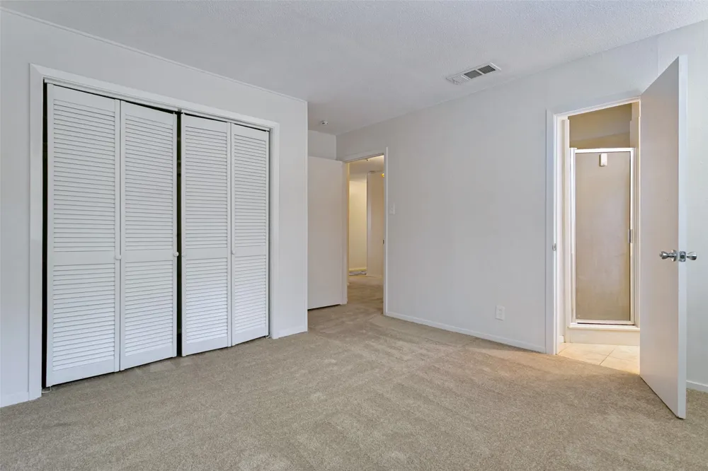 412 Franklin Drive Euless, TX 76040