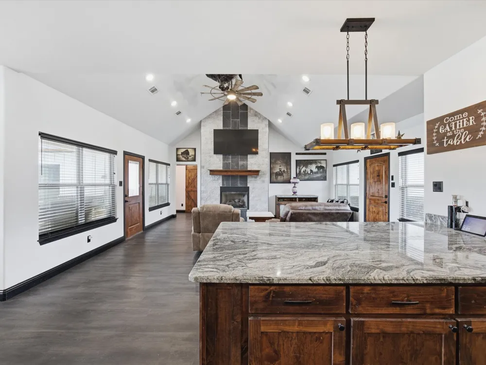 403 Polk Road Bowie, TX 76230