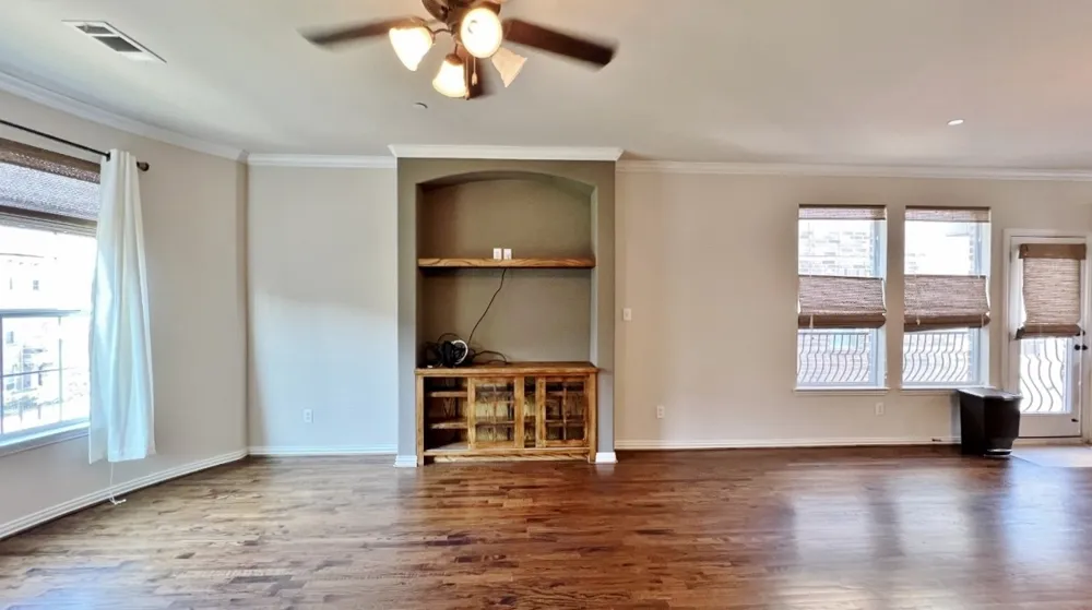 2500 Rockbrook Drive #40 Lewisville, TX 75067
