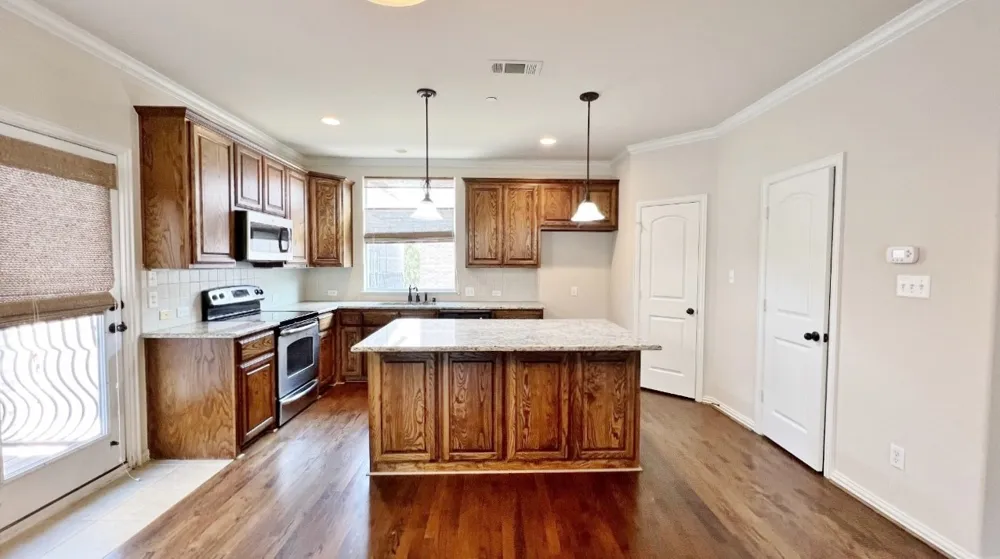 2500 Rockbrook Drive #40 Lewisville, TX 75067