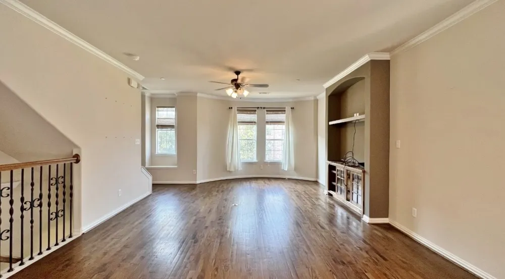 2500 Rockbrook Drive #40 Lewisville, TX 75067