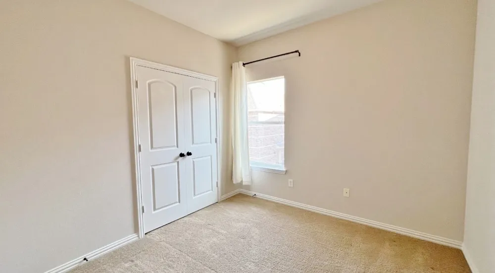 2500 Rockbrook Drive #40 Lewisville, TX 75067