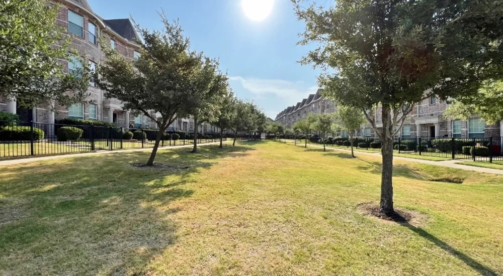 2500 Rockbrook Drive #40 Lewisville, TX 75067