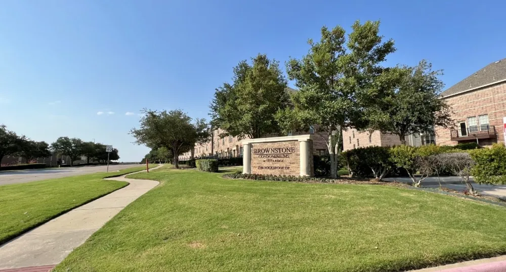 2500 Rockbrook Drive #40 Lewisville, TX 75067