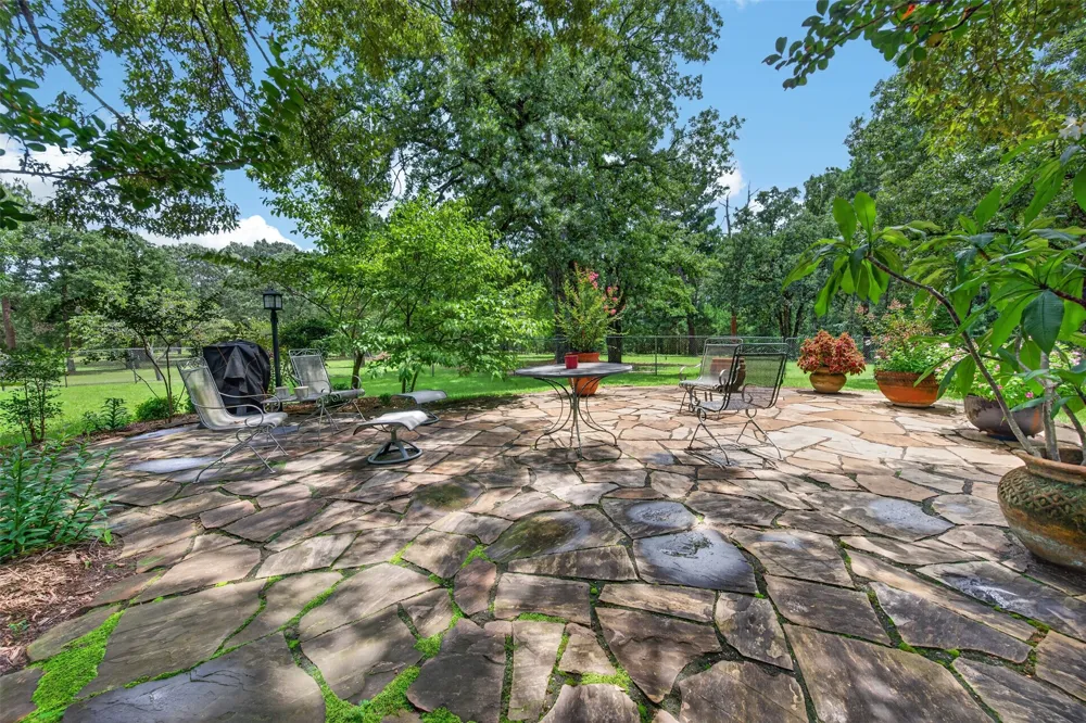 5611 Fm 2494 Athens, TX 75751