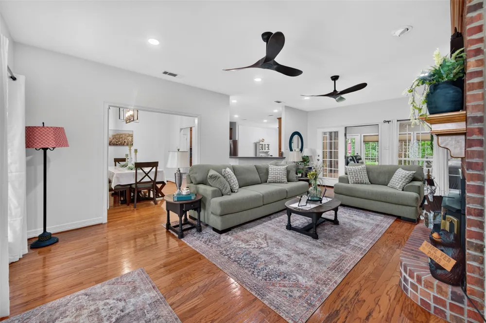 5611 Fm 2494 Athens, TX 75751