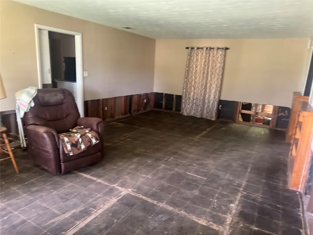 4205 Hickory Tree Road Balch Springs, TX 75180