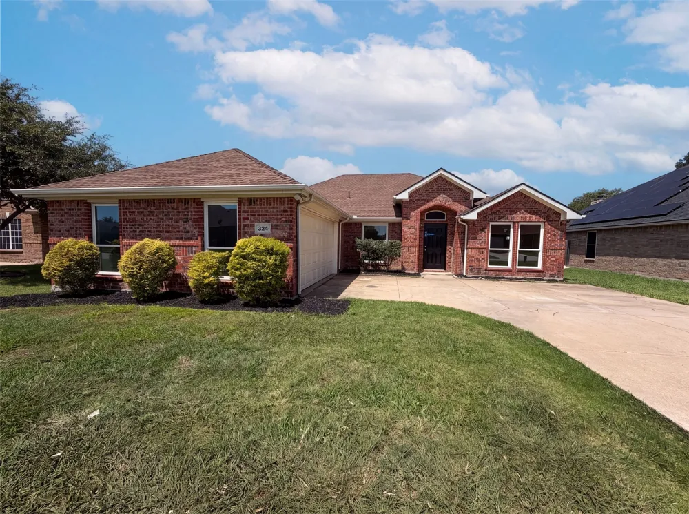 324 Cascade Drive Red Oak, TX 75154