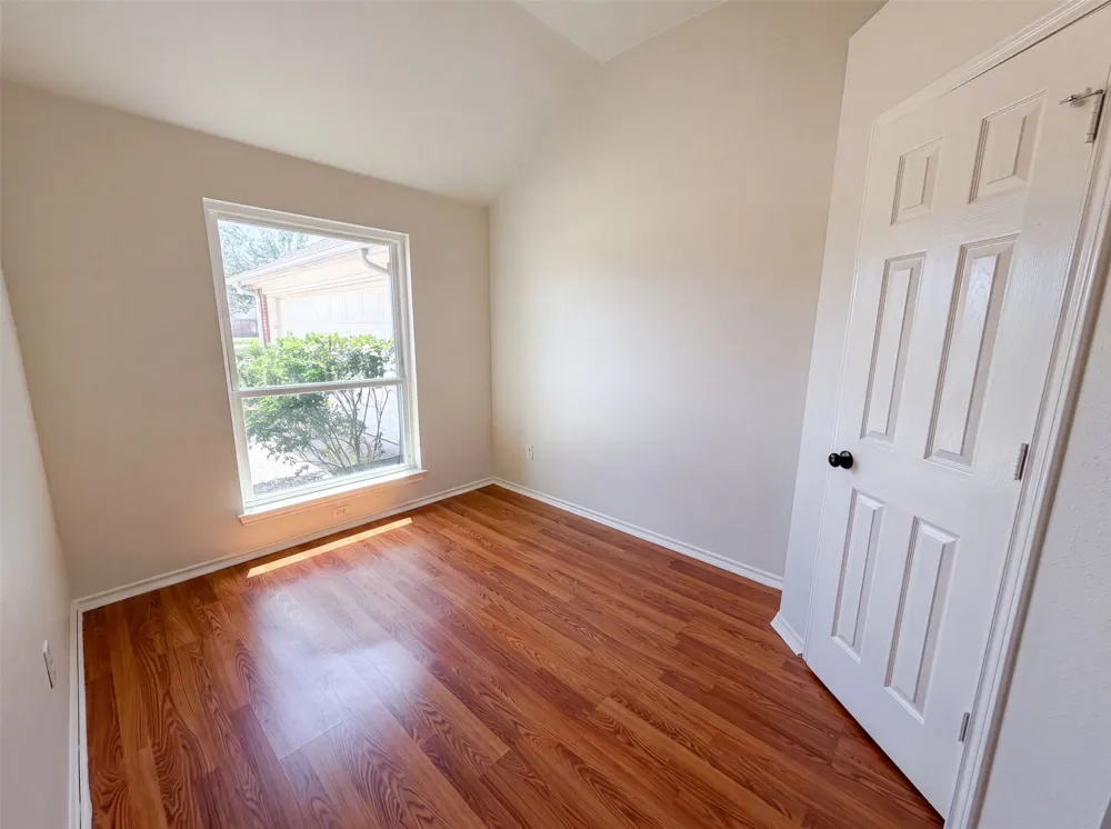 324 Cascade Drive Red Oak, TX 75154