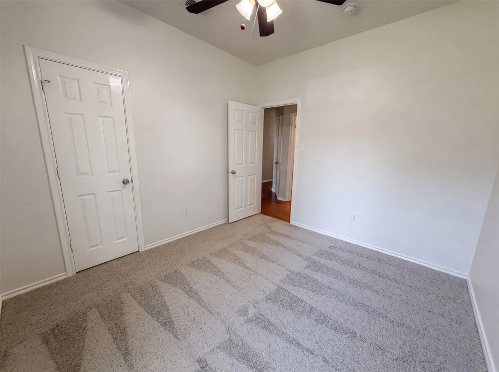 324 Cascade Drive Red Oak, TX 75154