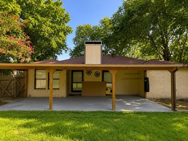 216 Monica Street Glenn Heights, TX 75154