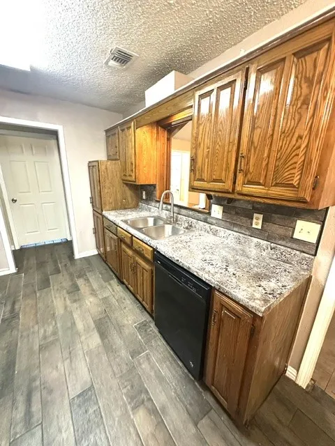 216 Monica Street Glenn Heights, TX 75154