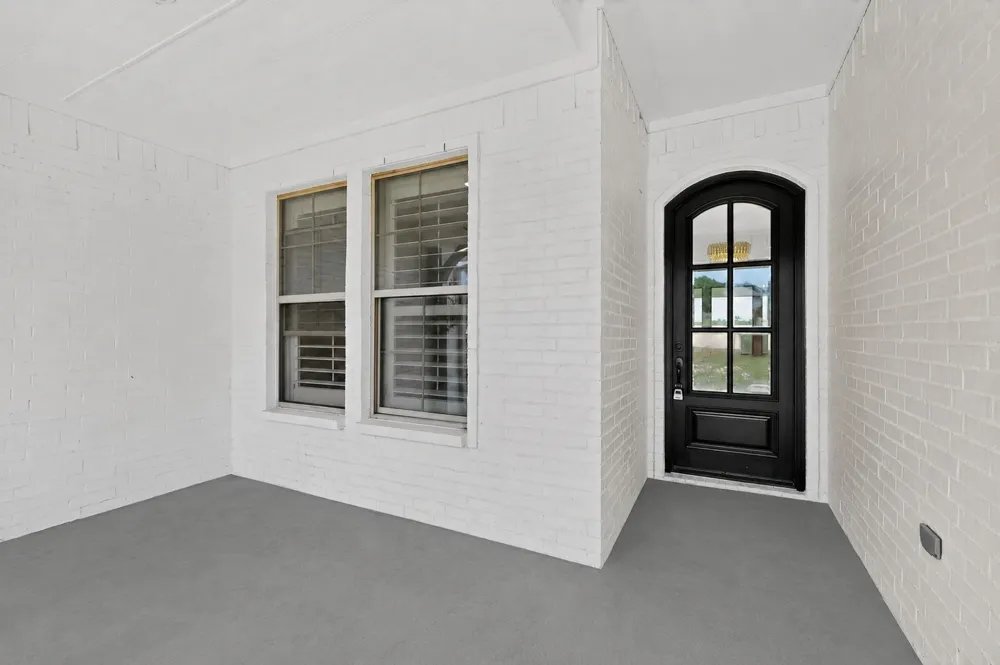 10813 Alta Sierra Drive Benbrook, TX 76126