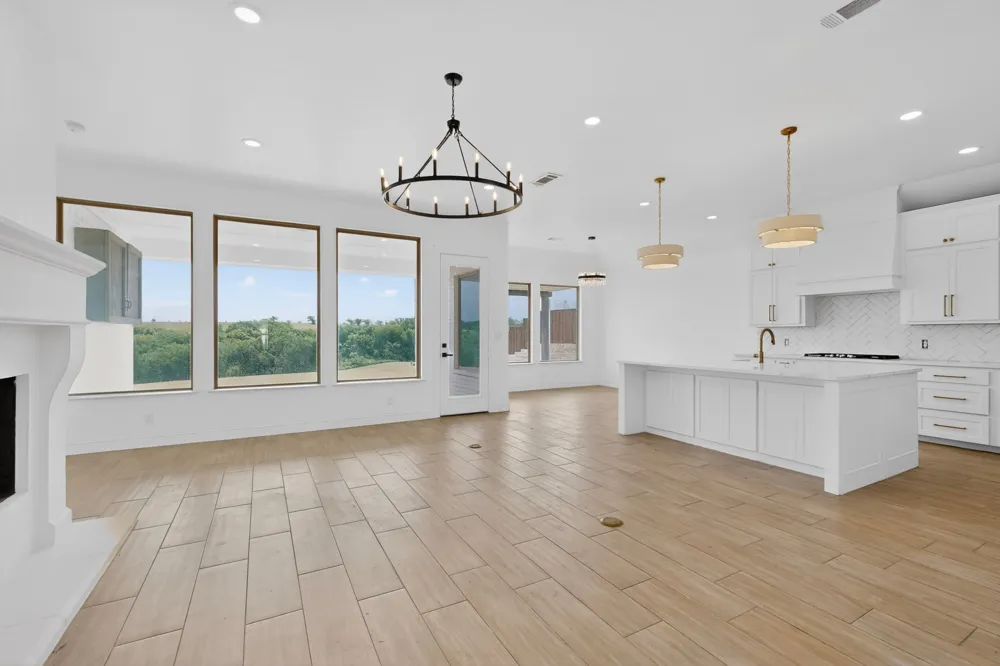 10813 Alta Sierra Drive Benbrook, TX 76126