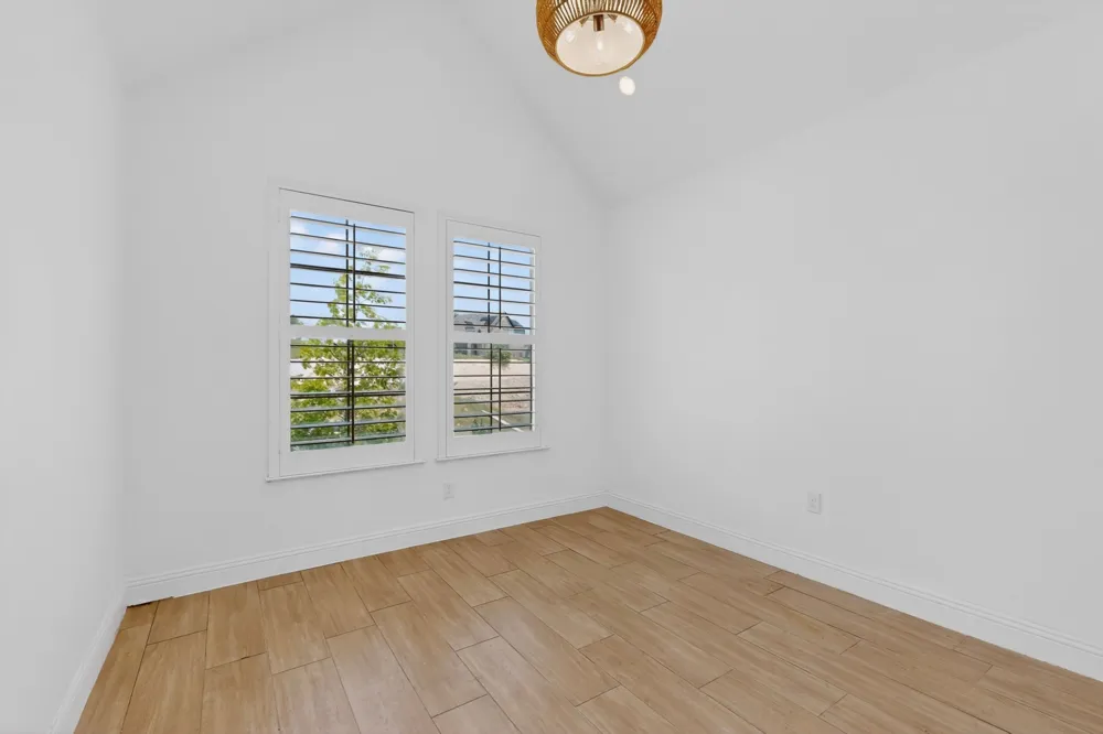 10813 Alta Sierra Drive Benbrook, TX 76126