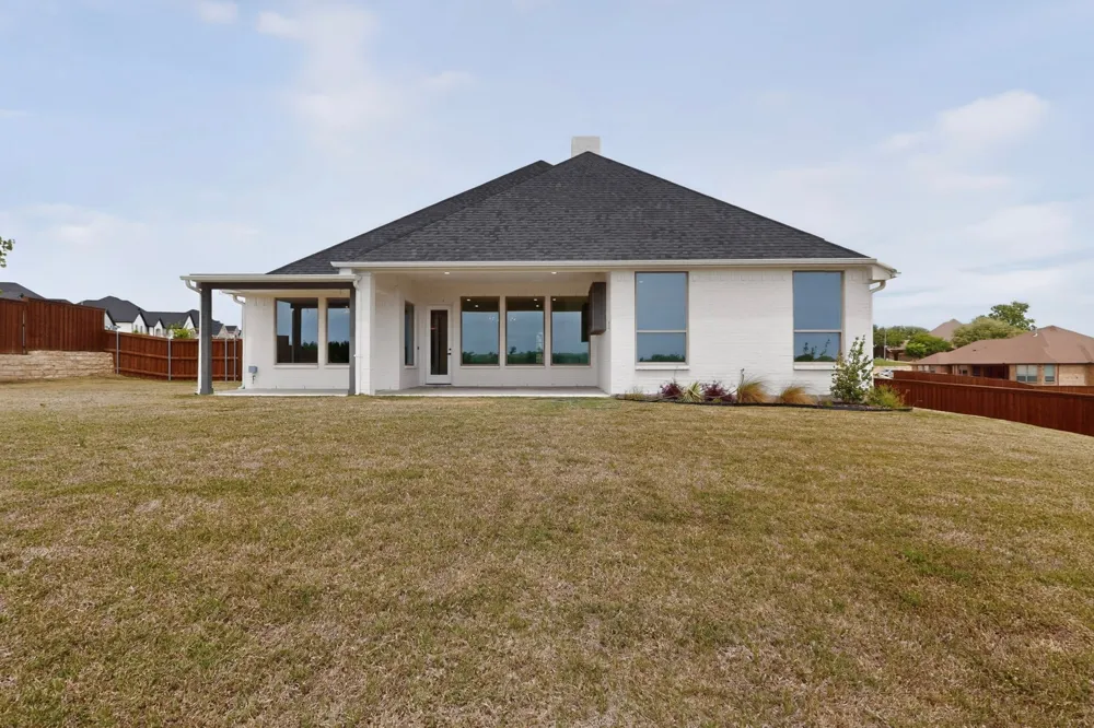 10813 Alta Sierra Drive Benbrook, TX 76126