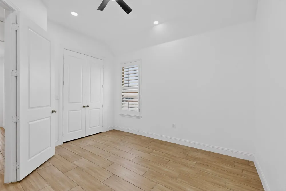 10813 Alta Sierra Drive Benbrook, TX 76126
