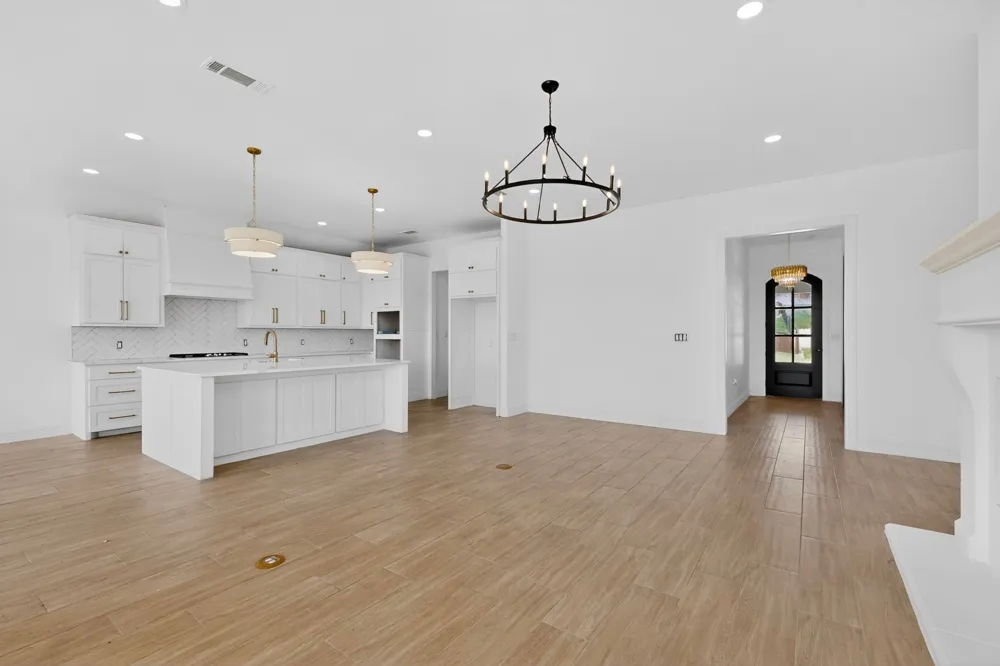 10813 Alta Sierra Drive Benbrook, TX 76126