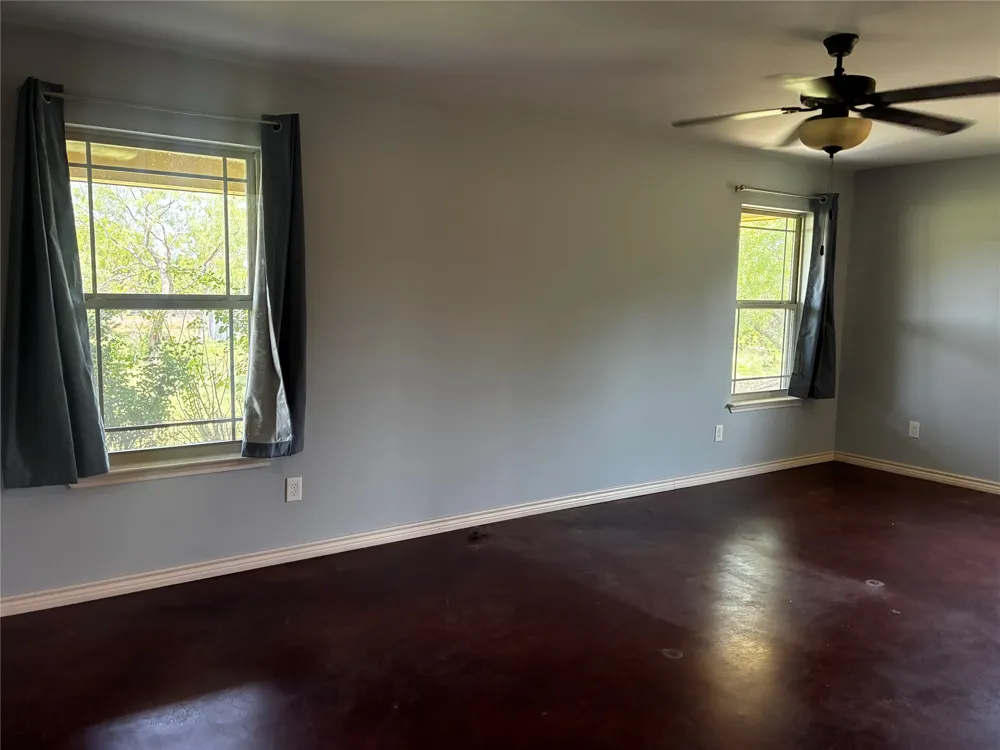 23748 US Highway 281 Lampasas, TX 76550