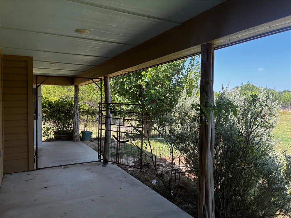 23748 US Highway 281 Lampasas, TX 76550