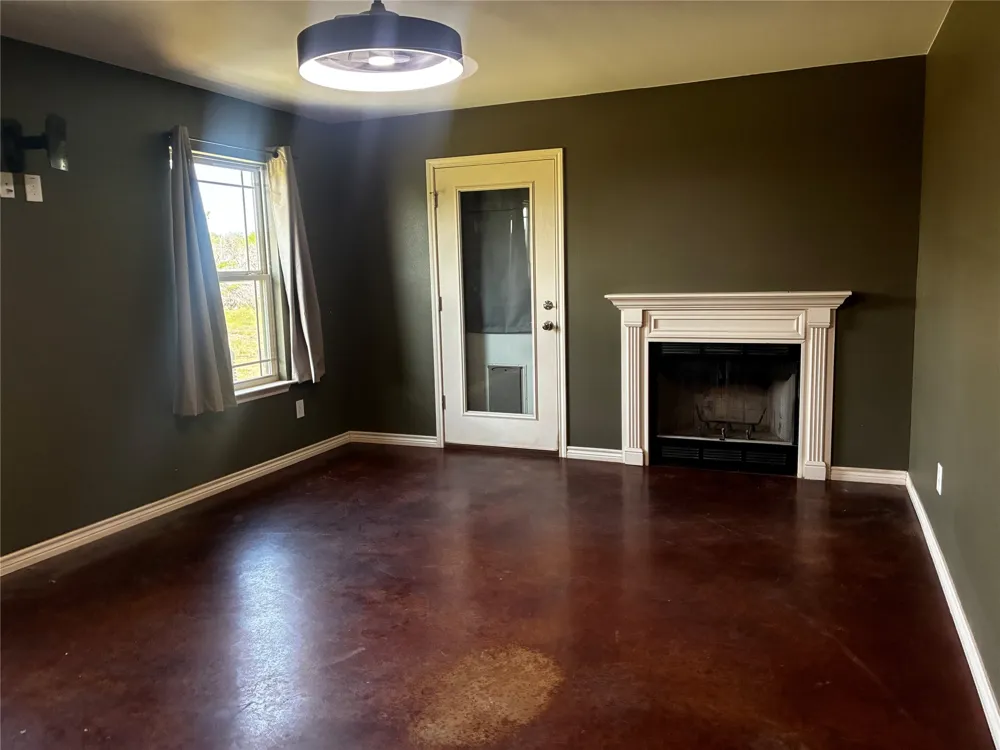 23748 US Highway 281 Lampasas, TX 76550